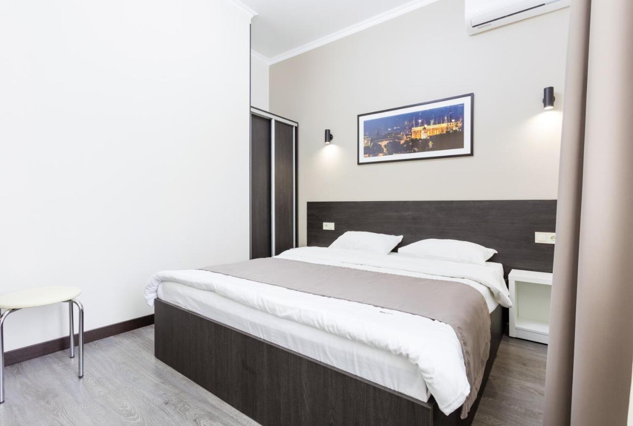 Khreshchatyk - Independence Square Apartments Киев Экстерьер фото